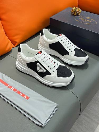 Picture of Prada Shoes Men _SKUfw138524458fw